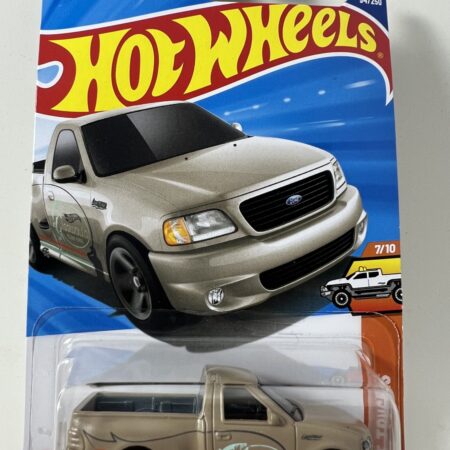 Ford F-150 SVT Lightning – HW Hot Trucks 7/10