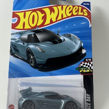 Hot Wheels Koenigsegg Jesko – Teal (Race Day Series)