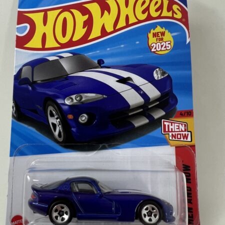 ’96 Dodge Viper GTS – Then & Now 4/10