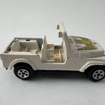 Vintage 1981 ERTL Dukes of Hazzard Daisy  Duke Golden Eagle Jeep CJ Diecast 1:64