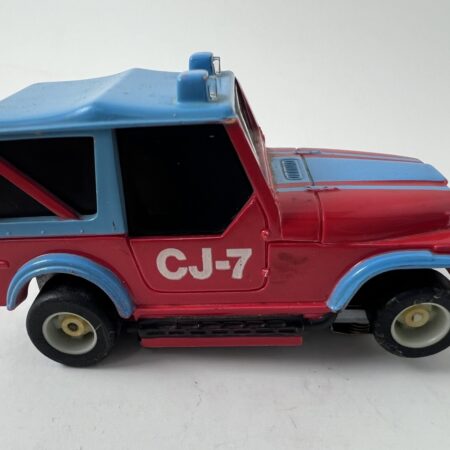 Tyco Jeep CJ7 Curvehuggers Ho Slot Car Lighted  Vintage Red Blue