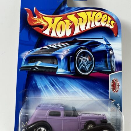 2003 Hot Wheels #191  - Pride Rides 1935 Cadillac - New