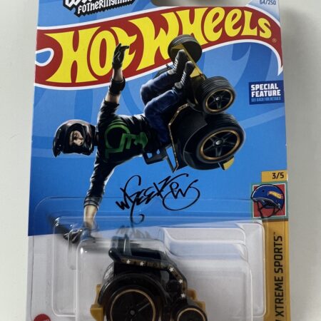 Hot Wheels Xtreme Sports 3/5 Wheelie Chair 64/250 Aaron Wheelz Black N Gold