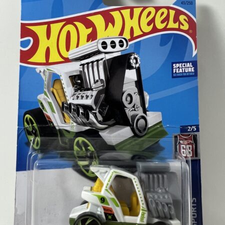 2023 Hot Wheels HW Sports 2/5 Tee'd Off 1:64 White