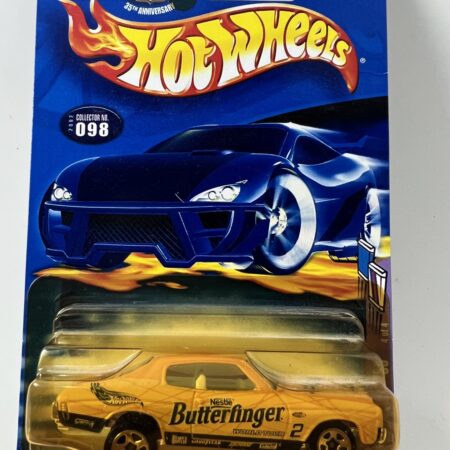 Hot Wheels 2002 #098 Sweet Rides Series 4 of 4 '70 Chevelle SS Butterfinger 5sps