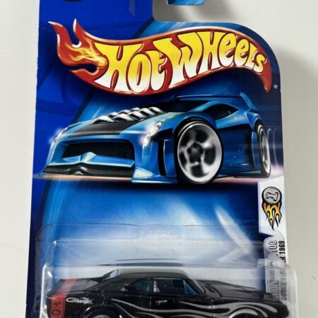 hot wheels 1:64 diecast car in packaging blue card front view black sports car collectible