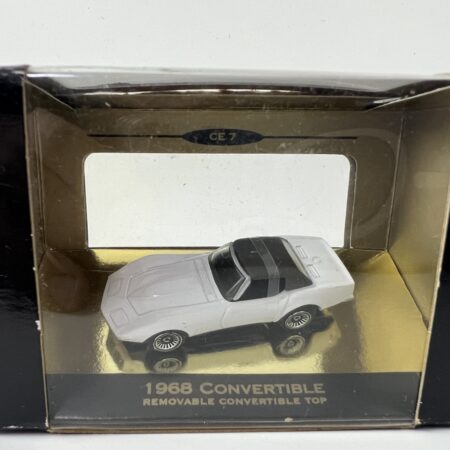 1968 Corvette Convertible – Removable Top (Diecast Model, Display Case)
