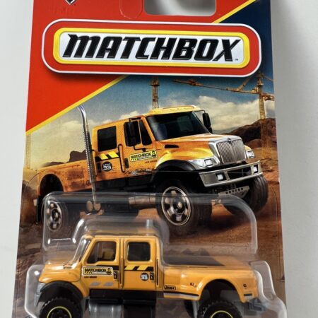Matchbox International Harvester CV Series Pickup – Yellow (Carded)