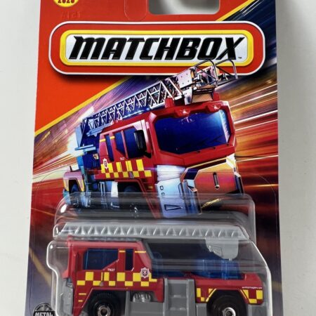 Matchbox Ladder Fire Truck – Red (Carded)