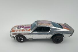 silver Hot Wheels race car side view right profile vintage diecast worn condition