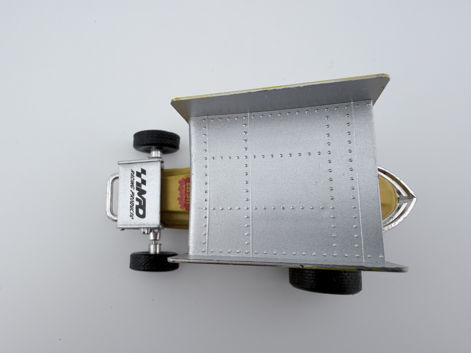 Maisto Sprint Car #17 E&G Classics Loose Diecast Race Car Gold - Image 4