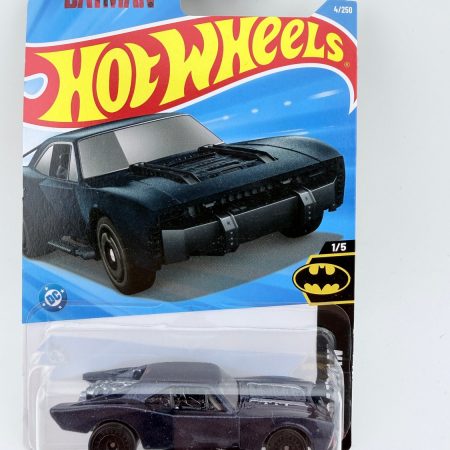 Hot Wheels Batmobile 2026 Batman Series 1/5 Diecast Car